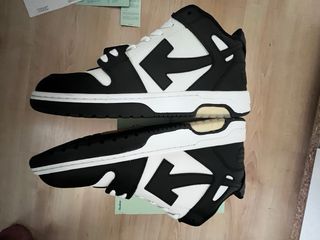 Zapatillas Off-White Negras y Blancas