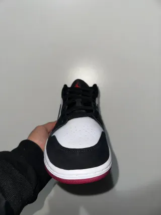 Air Jordan 1 Low Varsity Red