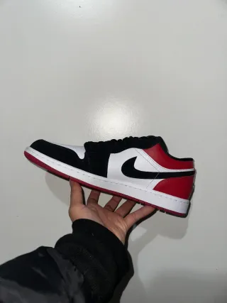 Air Jordan 1 Low Varsity Red