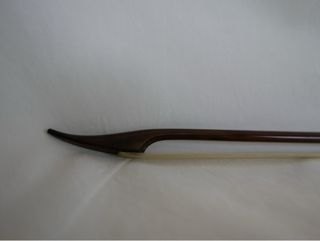 Arco de violin barroco Magdalena Sapeta