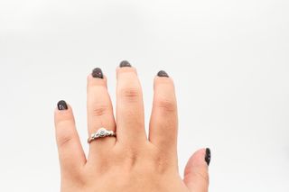 Solitario De Oro Blanco De 18K Con Diamantes.. Ref: 021-01-01118