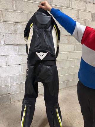 Traje de moto Dainese cuero negro y amarillo