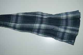 Lenço infantil xadrez azul e verde