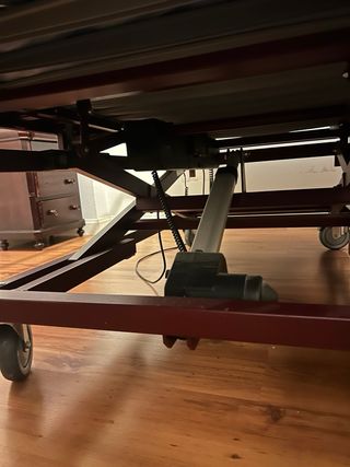 Cama articulada hospitalaria