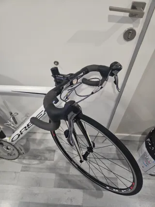 Bicicleta de carretera Orbea blanca Talla S