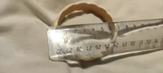 Bracciale rigido beige effetto intrecciato Avorio