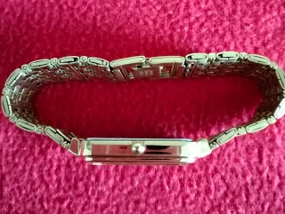 Relógio Seiko Quartz Dourado Retangular