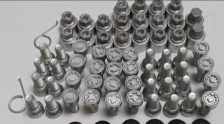 Se vende tornillos antirrobo VW GOLF MK7 AUDI SEAT