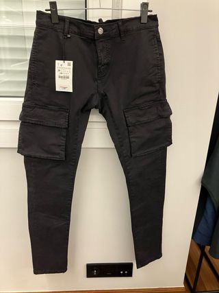 Pantalón cargo Zara chico Talla 38 con etiqueta