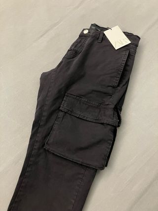 Pantalón cargo Zara chico Talla 38 con etiqueta