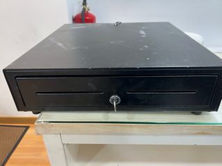 Caja registradora negra