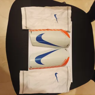 Espinilleras Nike Mercurial Lite Profesionales