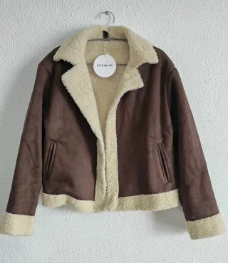 Chaqueta forrada marrón y beige nueva
