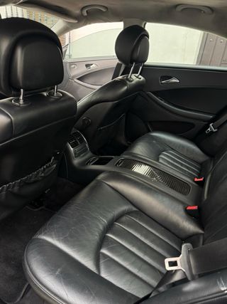 Mercedes-Benz Clase CLS 2009, Ubicado en Sevilla.