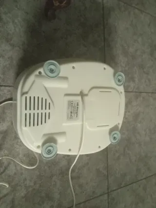 Masajeador de pies con agua