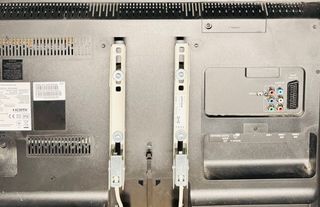 TV Philips Android 32 con soporte pared