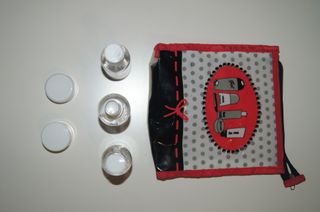 Saco de viagem com frascos