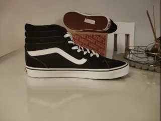 Zapatillas Vans SK8-Hi Negras