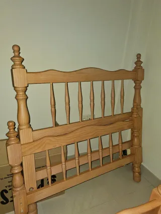 Cabecero y piecero de madera