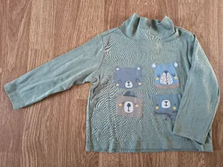 Camiseta niño cuello alto estampado osos