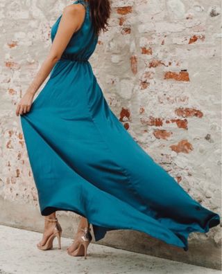 Vestito da cerimonia lungo con spacco