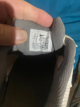 Zapatillas Nike Running Naranja y Blanco