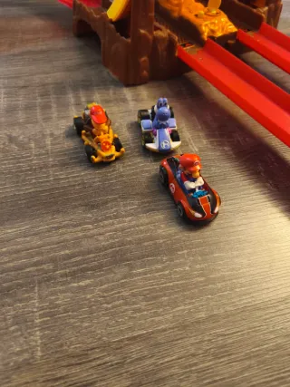Circuito Hot Wheels Mario Kart
