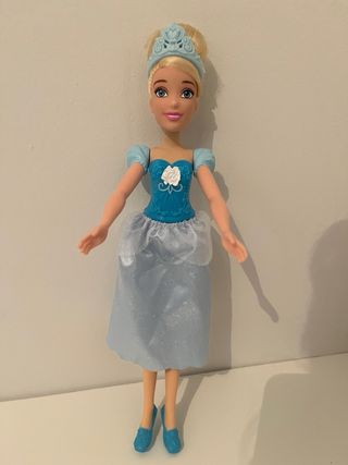 Muñeca Princesa Cenicienta Disney