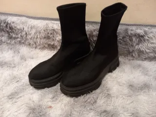 Stivali da donna neri con piattaforma