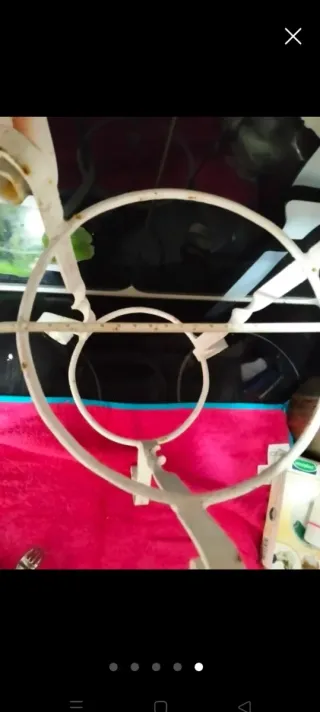 Soporte para macetas de metal