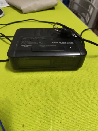 Radio Reloj Sony Dream Machine Negro