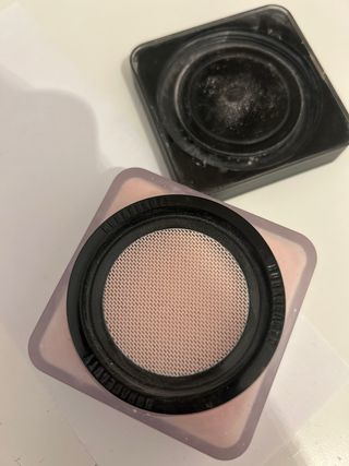 Polvos Huda Beauty Easy Bake