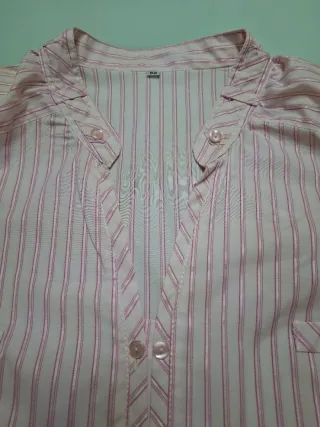 Camisa rosa de verano a rayas
