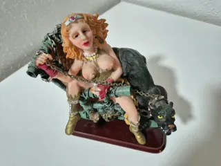 Figura Estatua Mujer