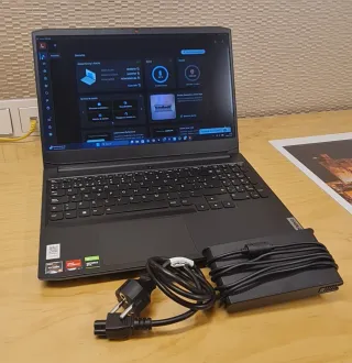 Portátil Gaming Lenovo