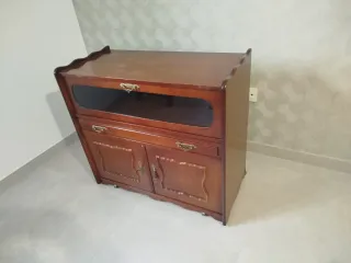 Mueble TV madera con cristal