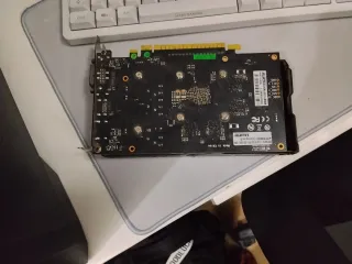 *NEGOCIABLE* Tarjeta Gráfica GTX 1650