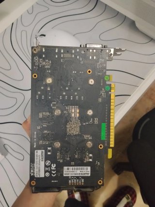 *NEGOCIABLE* Tarjeta Gráfica GTX 1650