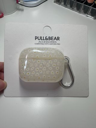 Funda Pull&Bear Airpods Pro Flores