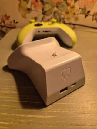 Mando Xbox Series Electric Volt