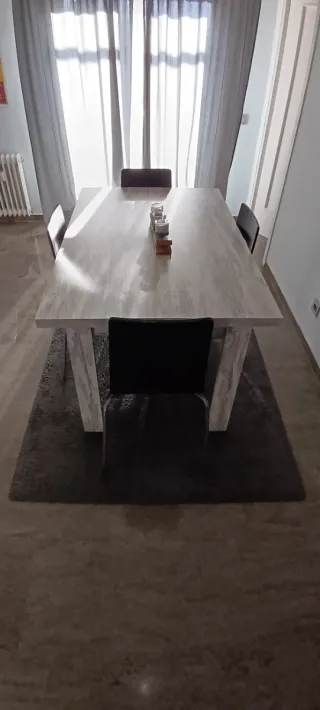 Alfombra gris pelo corto