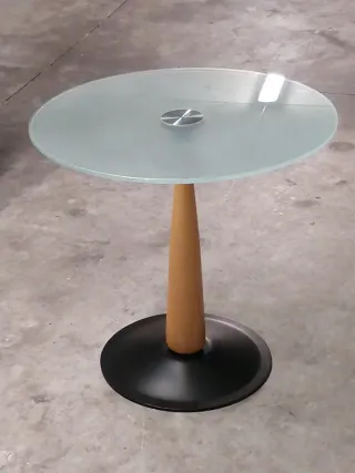 Tavolino rotondo in cristallo e legno