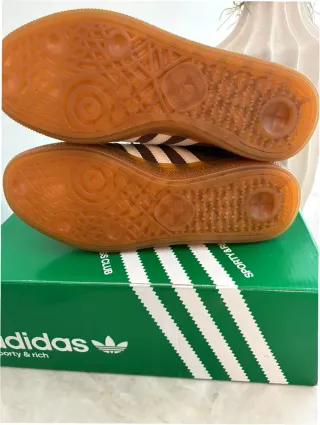 Adidas Handball Spezial x Sporty & Rich 39
