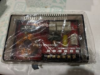 Altavoces vías separadas DLS Up6i