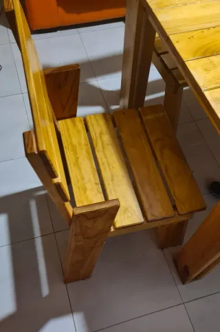 Sillas de madera rústicas