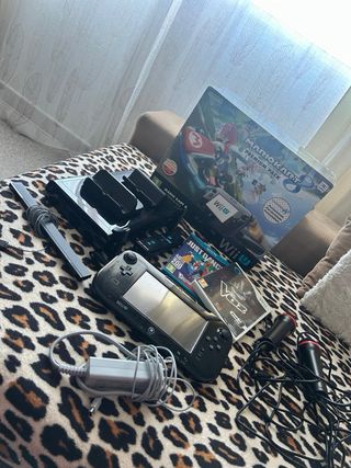 Nintendo Wii U Mario Kart 8 Premium Pack