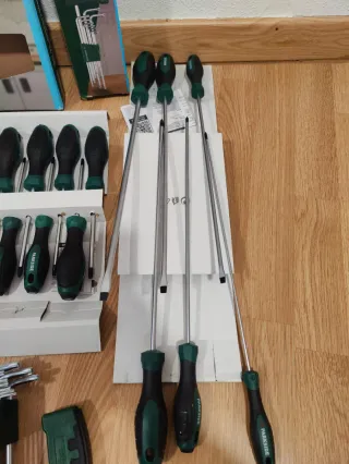 Set Destornilladores y Llaves Hexagonales Parkside