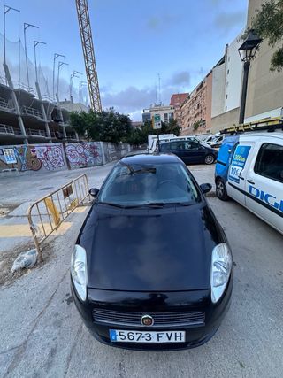 FIAT Grande Punto 1.4 16v SPORT 95cv - 6 Velocidad