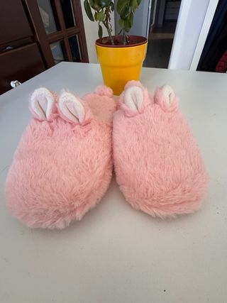 Zapatillas peluche rosas con orejas