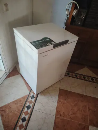 Congelatore Arcón Hisense 142L